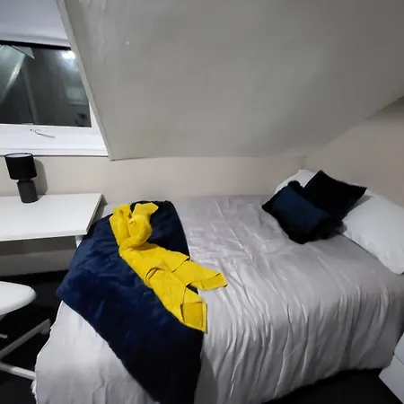 Burns Street - Stay Sleep Rest-2